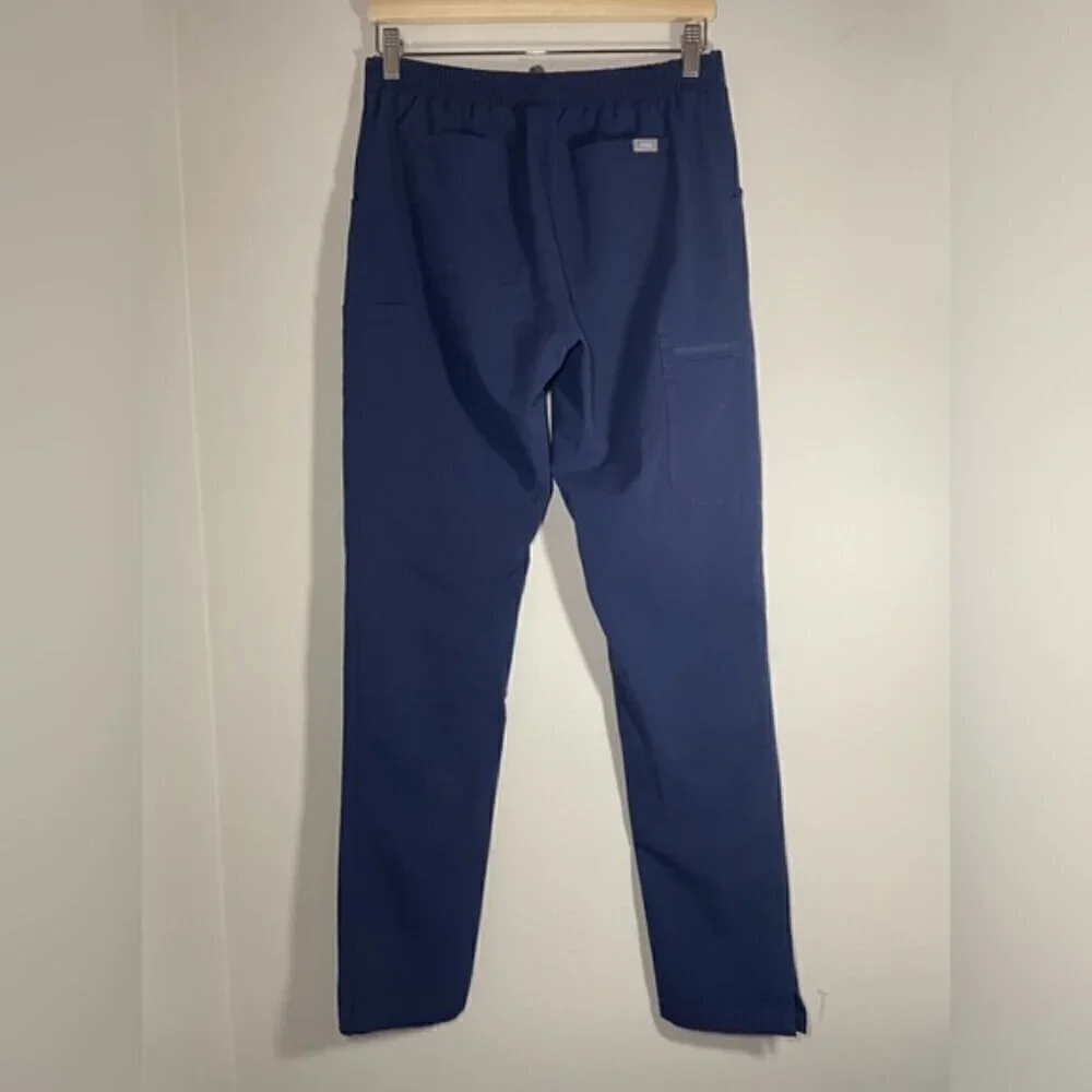 Figs Navy Cairo Cargo Scrub Pants™ size S